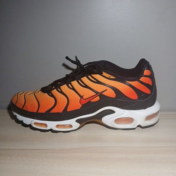 Nike Air Max Plus Tn OG Sunset Pimento Black White US Size 13 Shoes Street Wear main image 13
